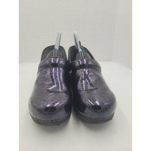 Dansko Womens EU 38/ US 7.5 Clogs Leather Black Non Slip Nursing  Tooled Swirl